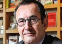 Hachette CEO’s Downbeat View of the Book Market